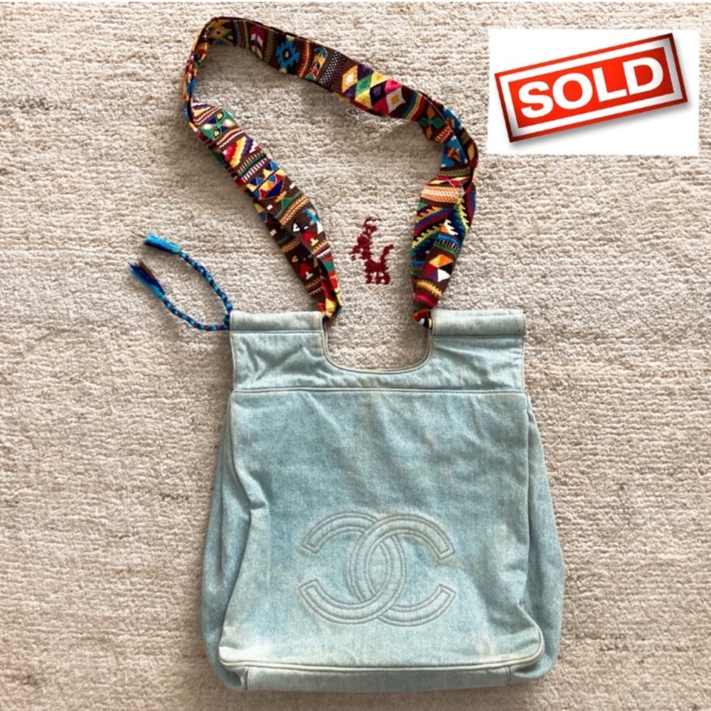 🚫SOLD🚫Chanel bag I replaced handles & made a crossbody❤️